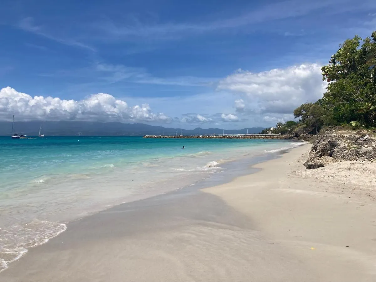 Bienvenue A Ti Gwadloup Joli T2 Parking Gratuit Apartment Le Gosier  Le Gosier (Grande-Terre)